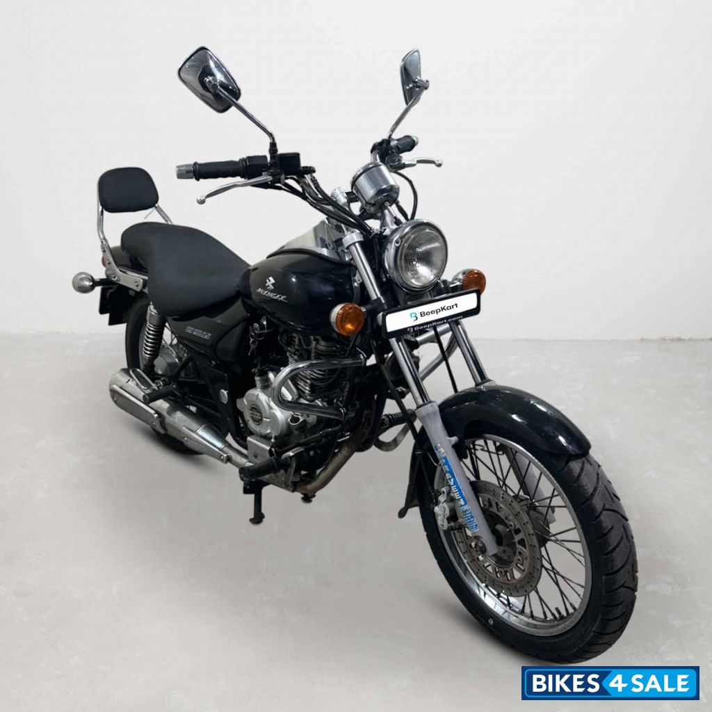 Bajaj Avenger 180 DTS-i