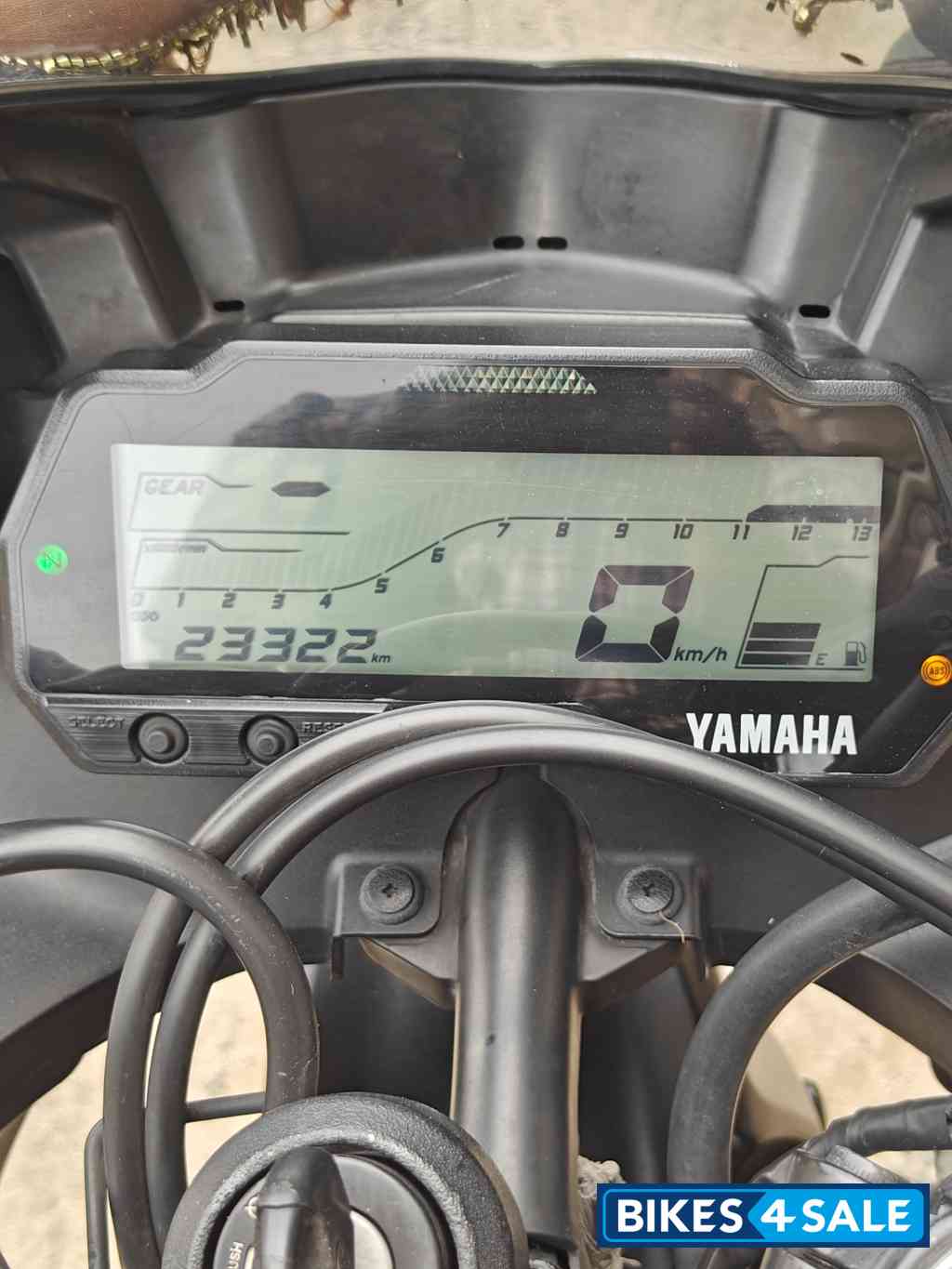 Black Yamaha YZF R15 V3