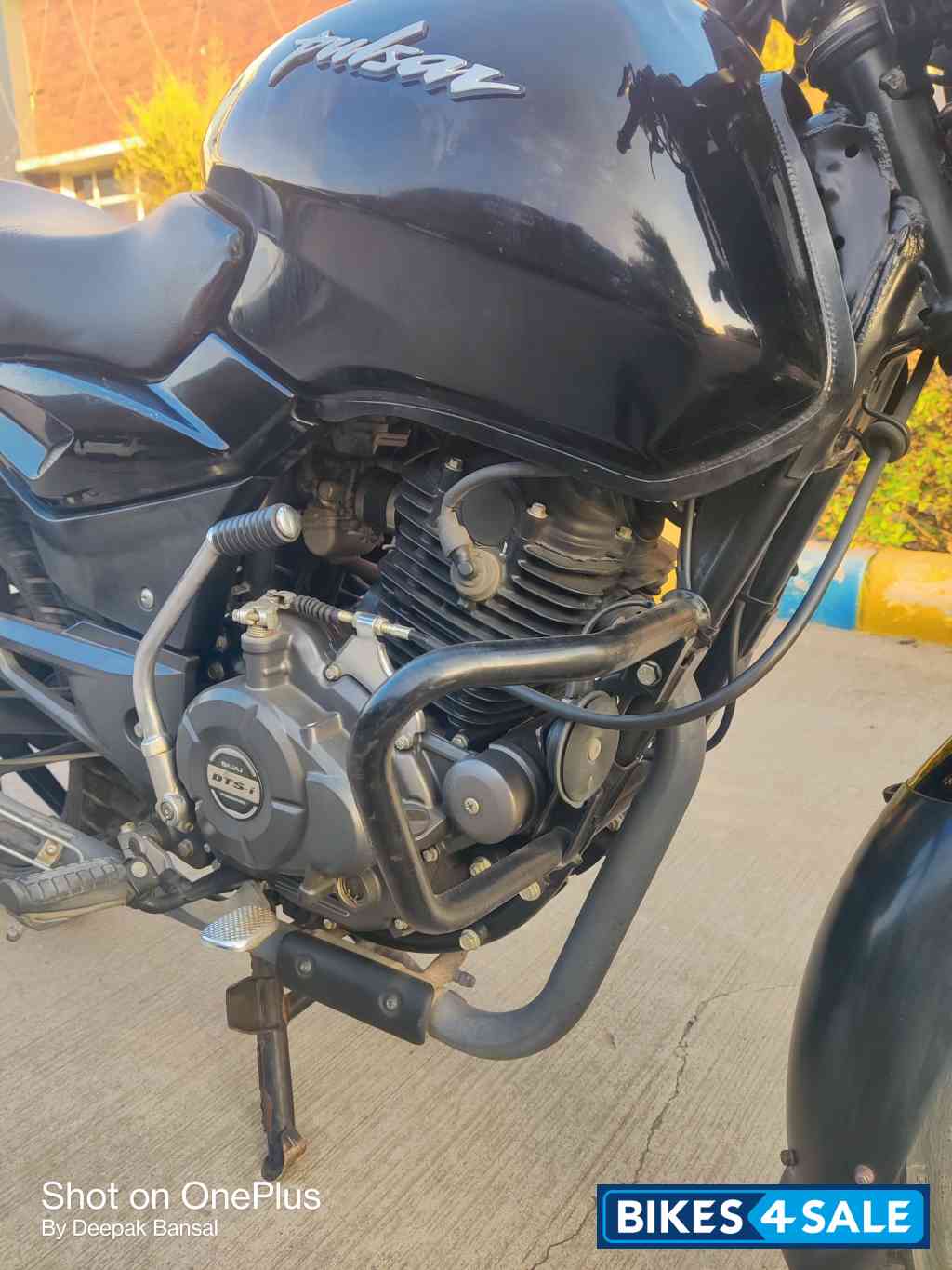 Black Bajaj Pulsar 150 Neon