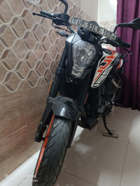 KTM Duke 125