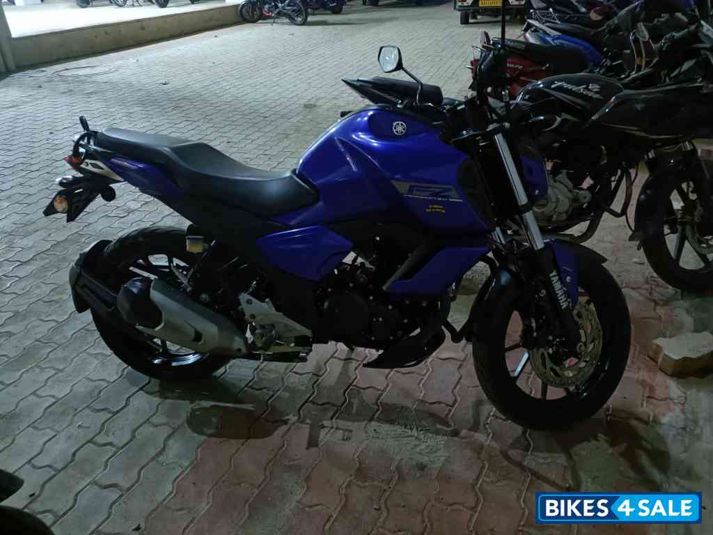 Yamaha FZ