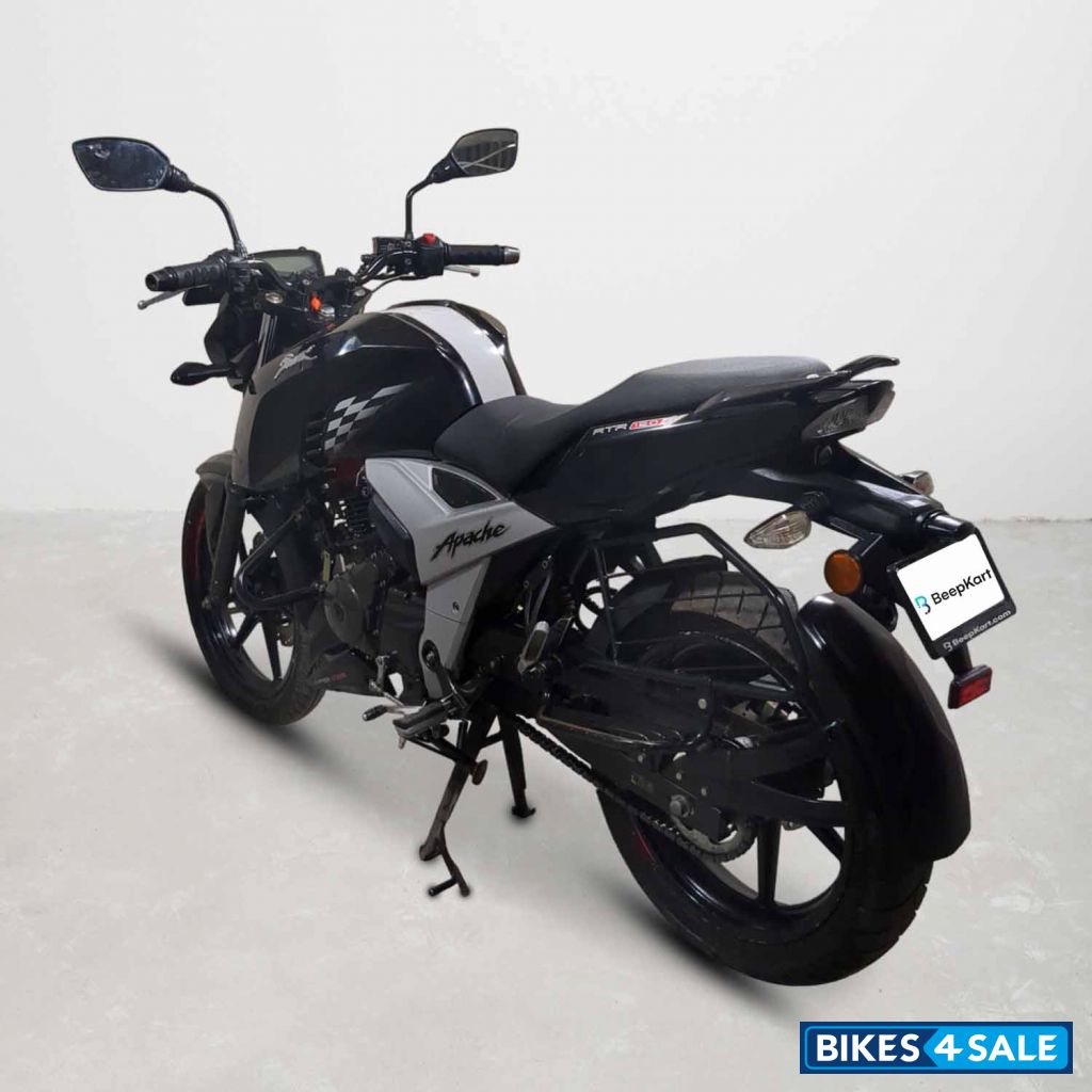 TVS Apache RTR 160 4V