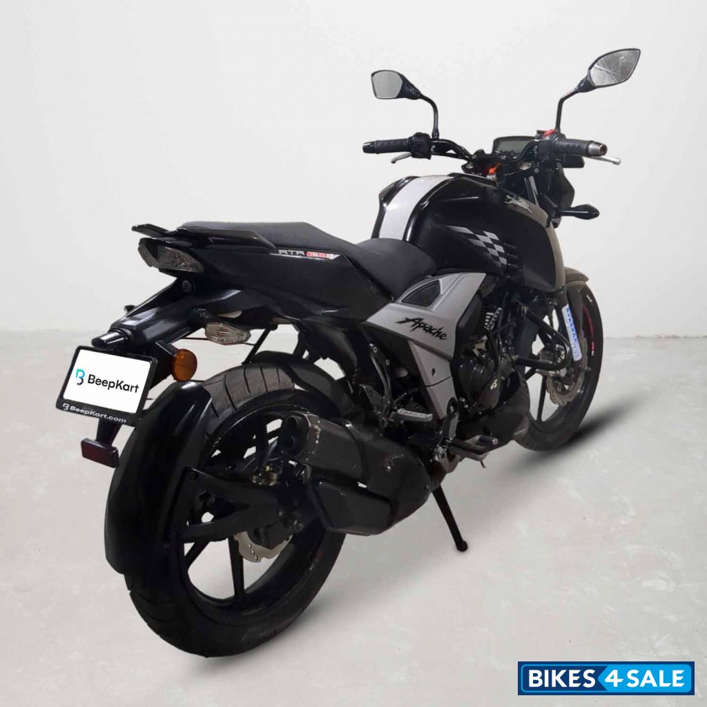 TVS Apache RTR 160 4V