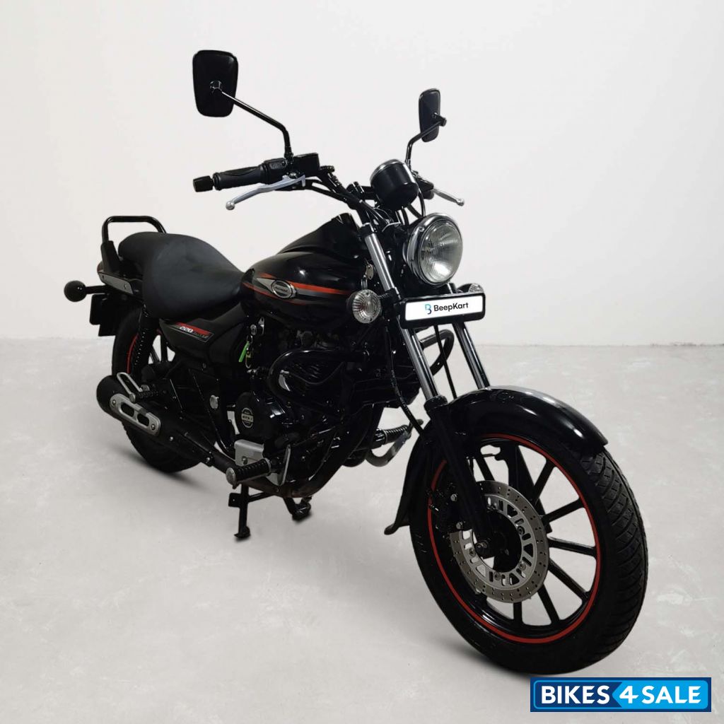 Bajaj Avenger Street 220
