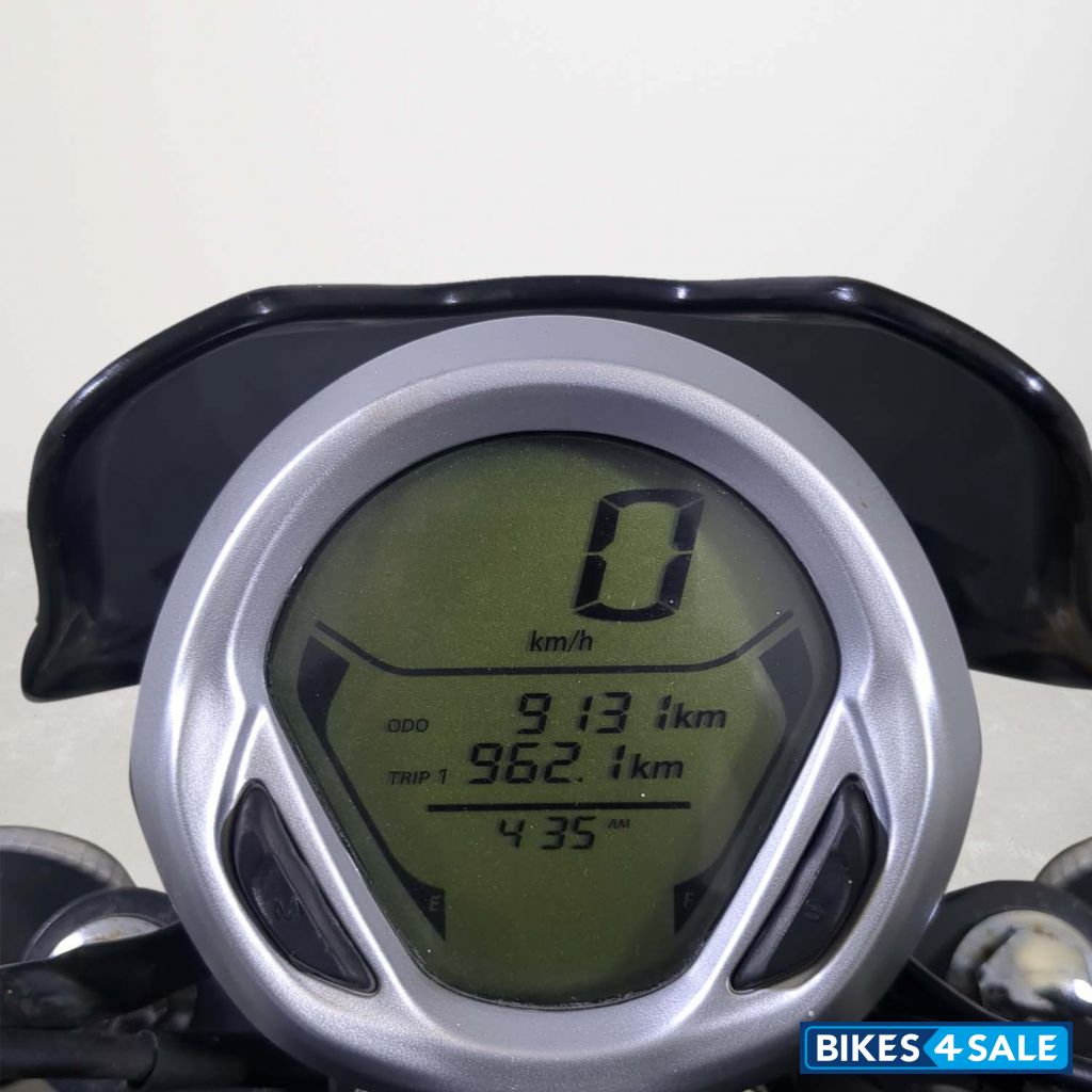 Bajaj Avenger Street 220