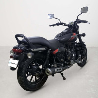 Bajaj Avenger Street 220