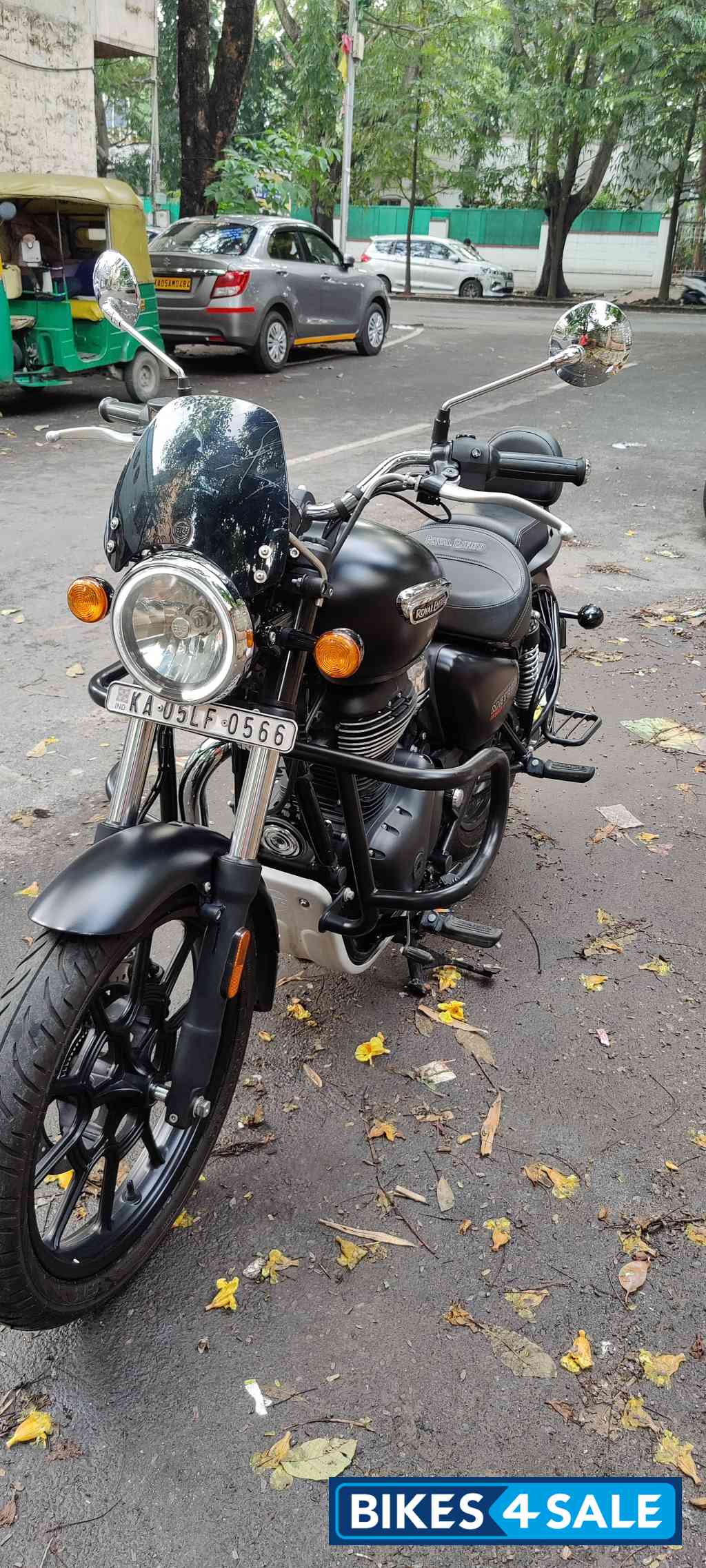 Royal Enfield Meteor 350 Stellar