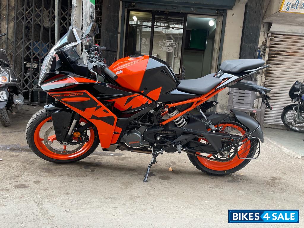 KTM RC 200 2022