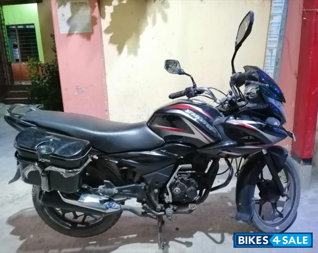 Bajaj Discover 150 F