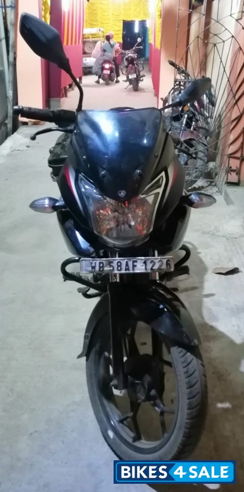 Bajaj Discover 150 F