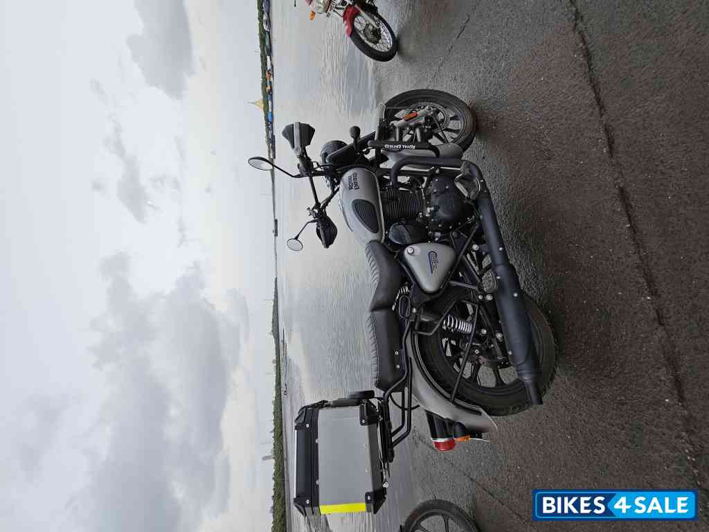 Royal Enfield Classic Gunmetal Grey