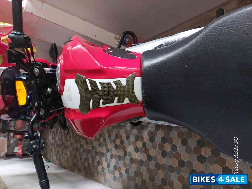 Red TVS Apache RTR 160 4V