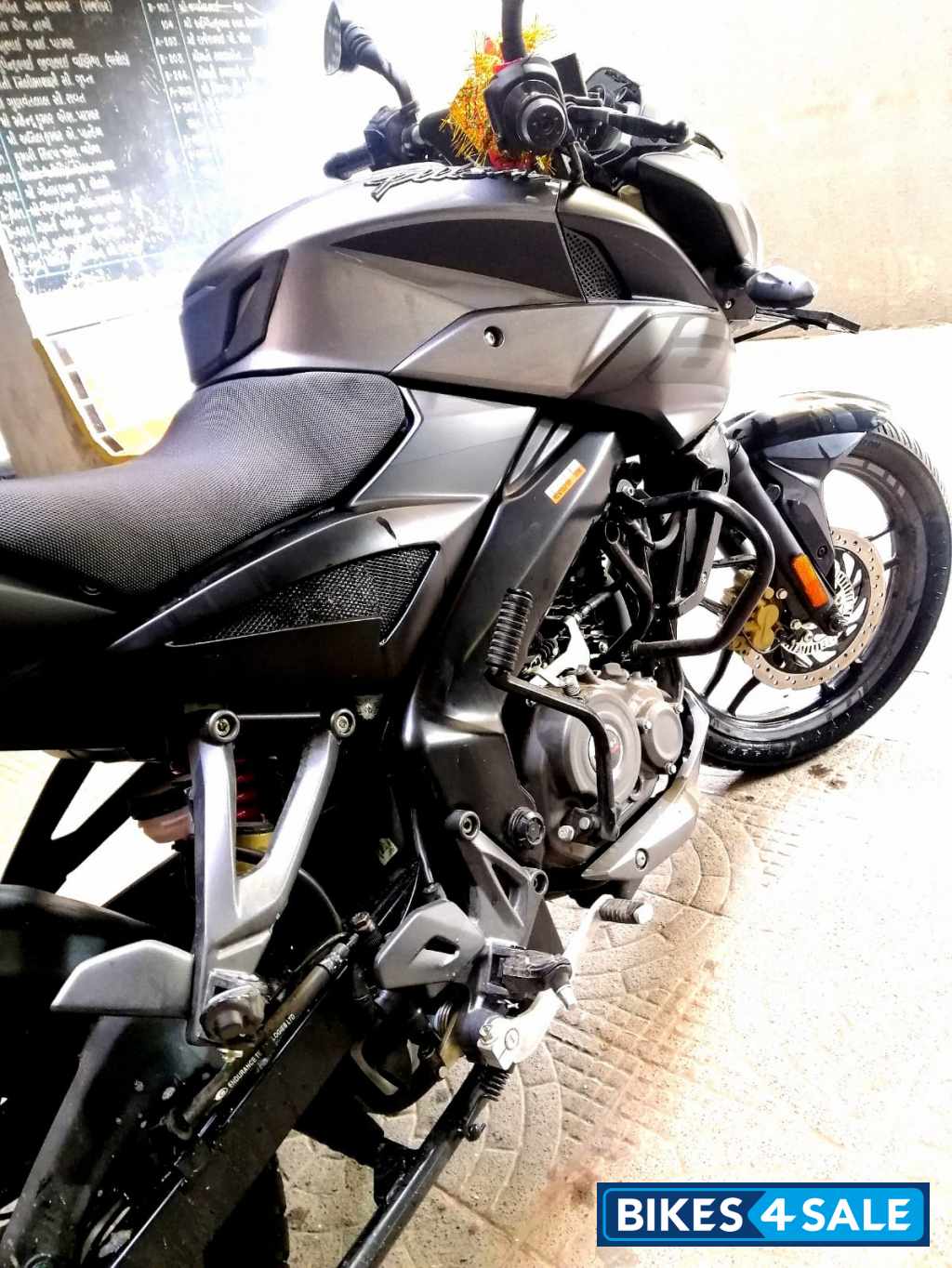 Bajaj Pulsar NS 160 BS6