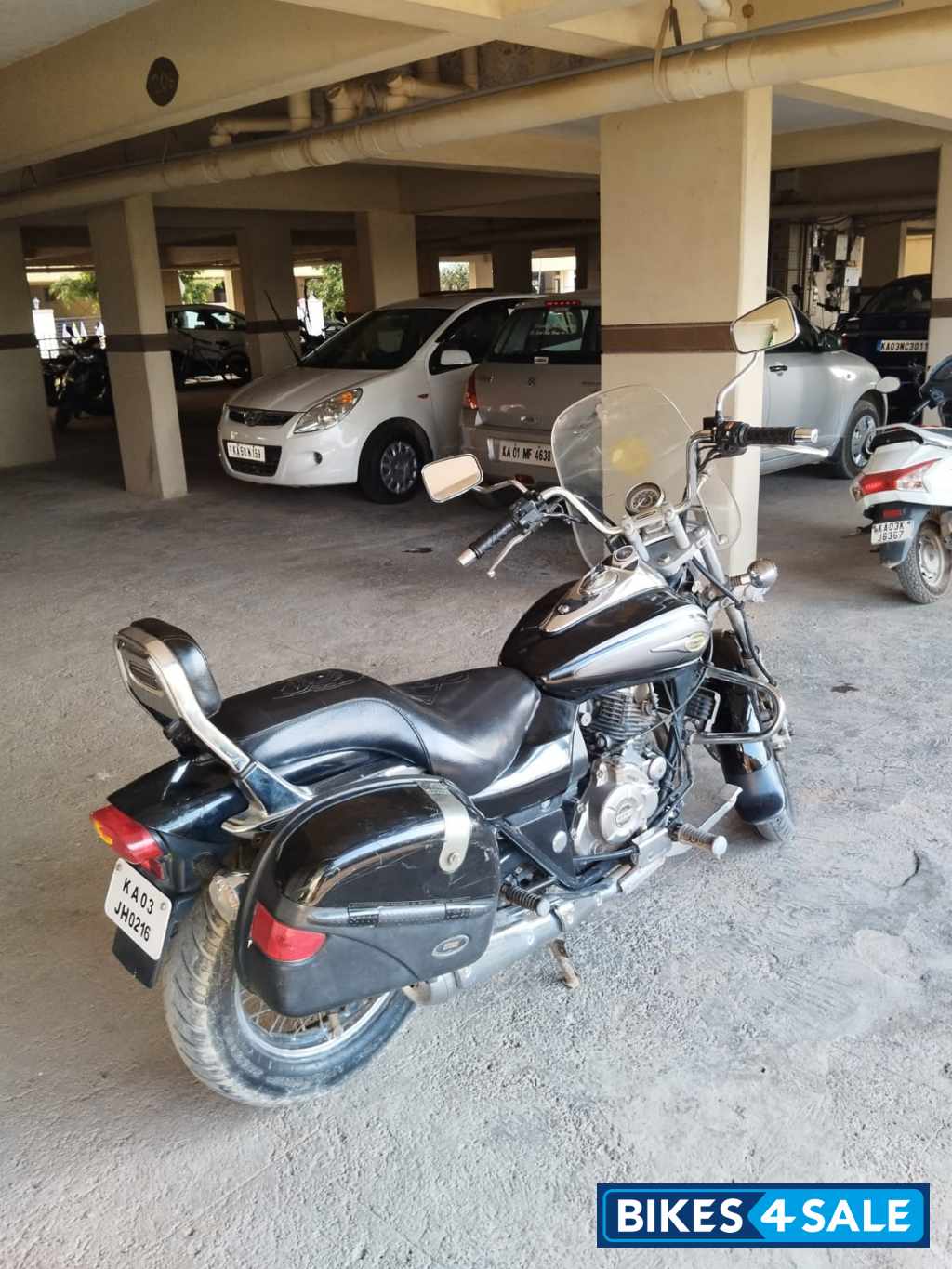 Bajaj Avenger Cruise 220