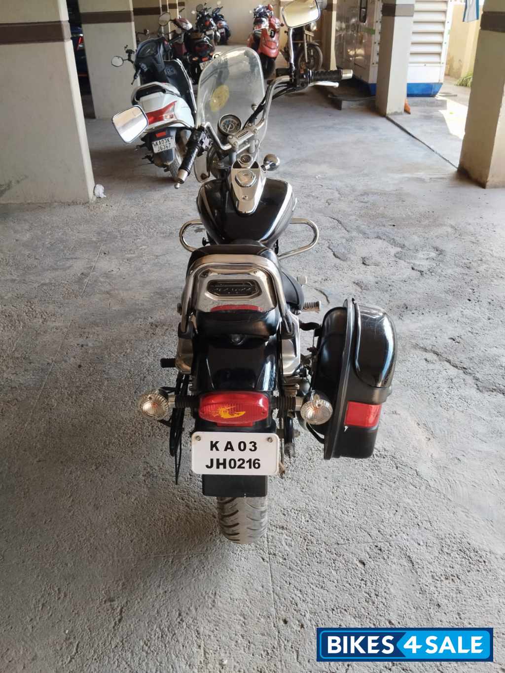 Bajaj Avenger Cruise 220