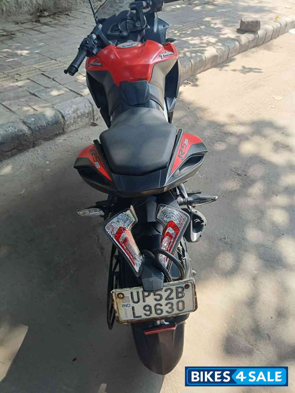 Bajaj Pulsar RS 200 BS6 Bajaj Pulsar RS 200 BS6