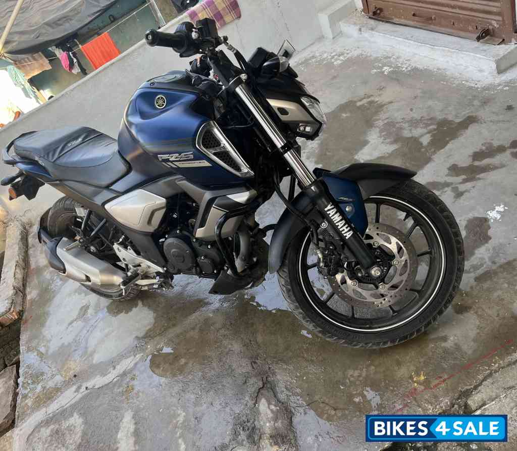 Yamaha FZ-S FI V3 BS6