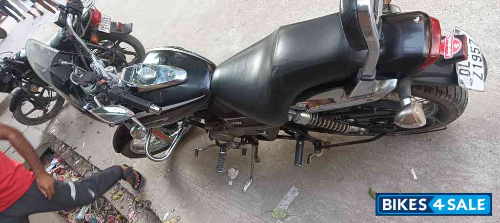 Grey Bajaj Avenger Cruise 220 BS6