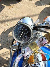 Bajaj Avenger 220 DTS-i