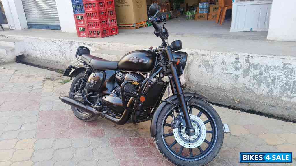 Jawa 42 Dual Channel ABS Cosmic Carbon