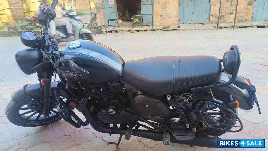 Jawa 42 Dual Channel ABS Cosmic Carbon