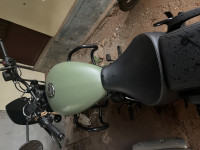 Royal Enfield Meteor 350 Fireball