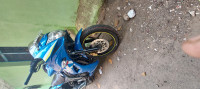 Blue Suzuki Gixxer SF