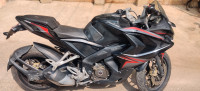 Black Bajaj Pulsar RS 200