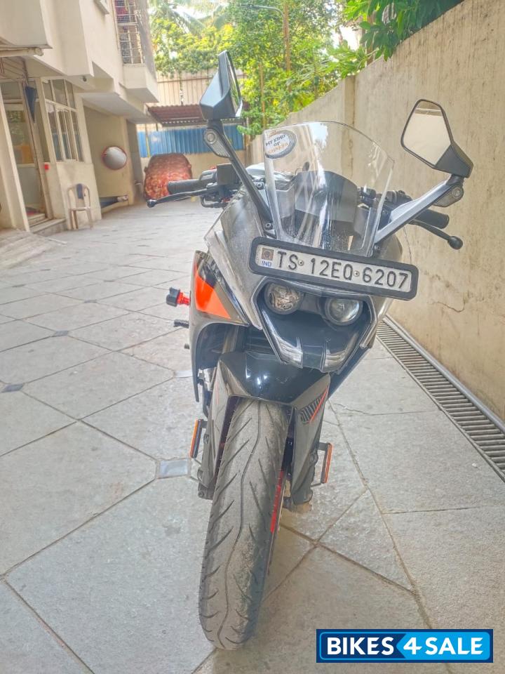 Black KTM RC 200 2020 Black KTM RC 200 2020