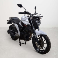 Yamaha FZ25