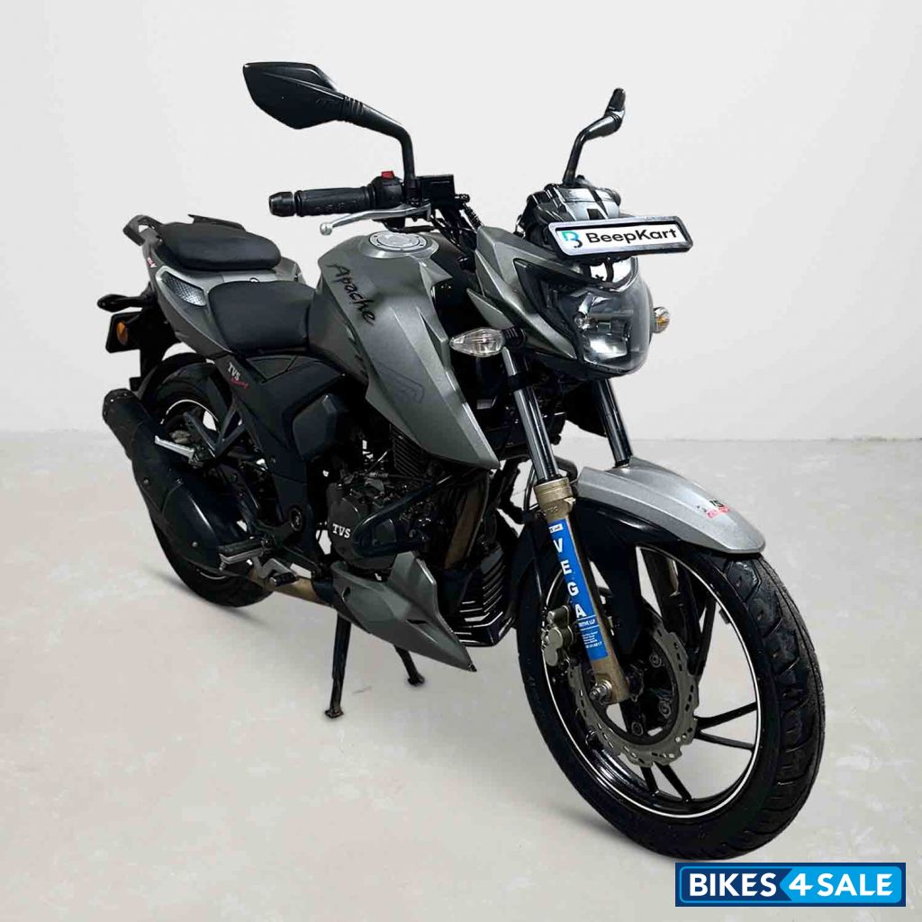 TVS Apache RTR 200 4V