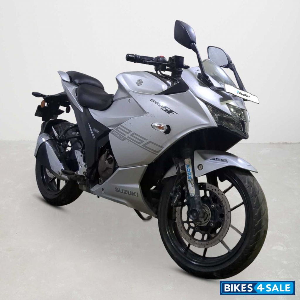 Suzuki Gixxer SF 250