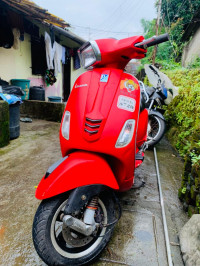 Vespa SXL 125