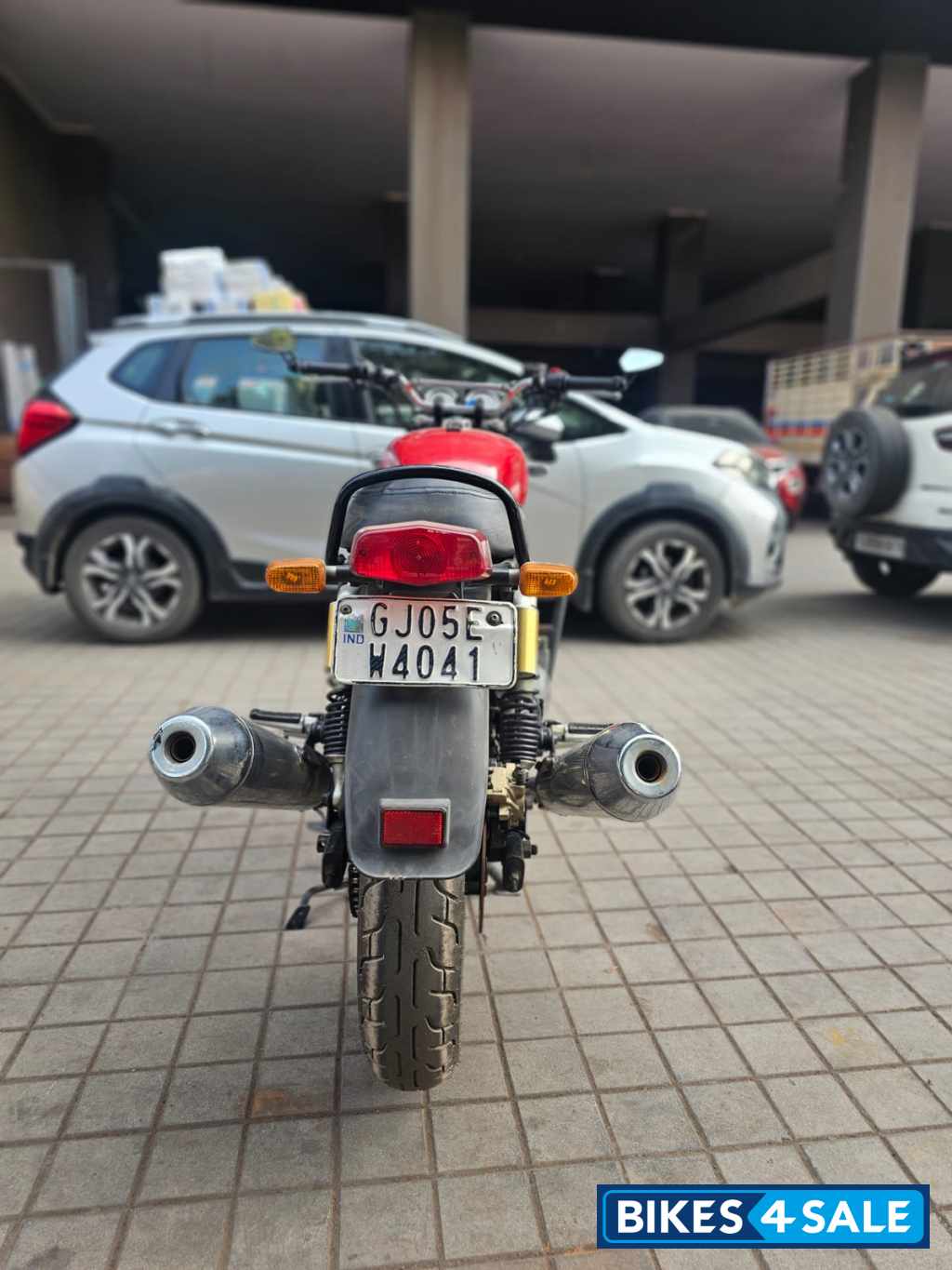 Red Royal Enfield Interceptor 650 Twin