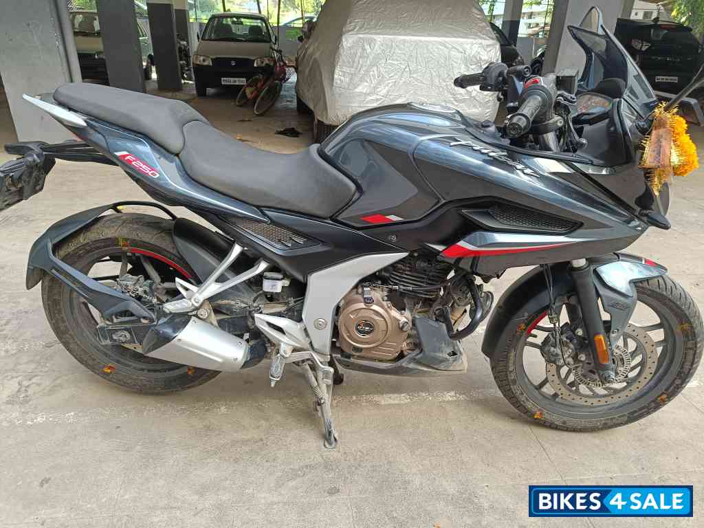 Bajaj Pulsar F250 Bajaj Pulsar F250