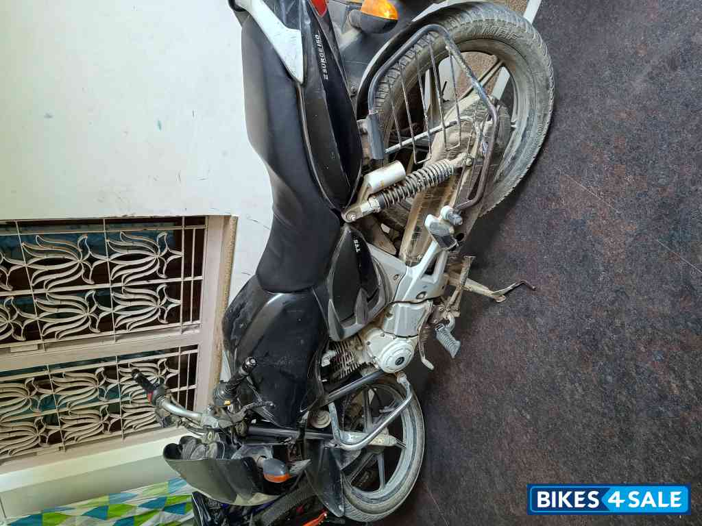 Black TVS Apache 150
