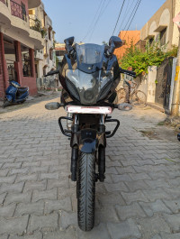 Bajaj Pulsar 220F 2011 Model