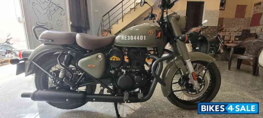 Military Royal Enfield Classic Signals Stormrider Sand