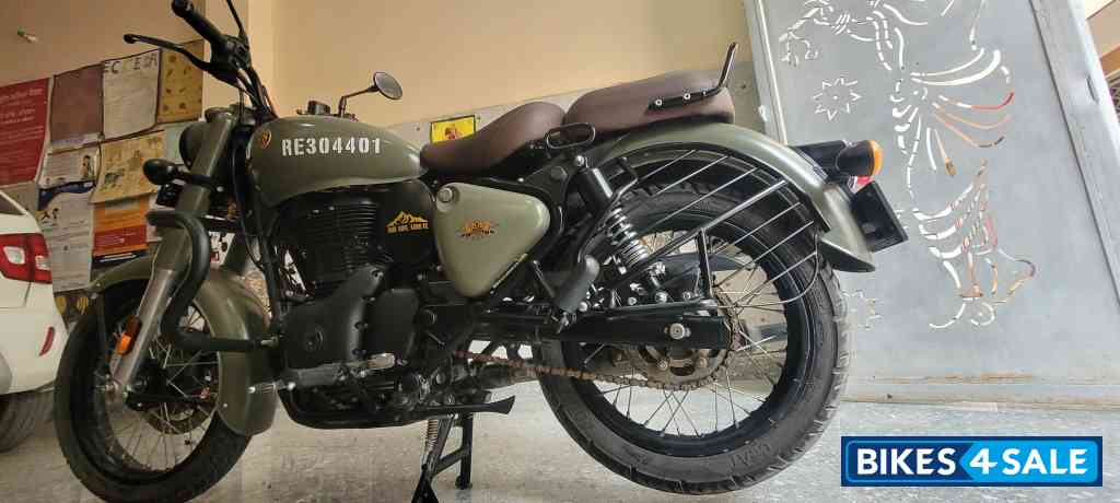 Military Royal Enfield Classic Signals Stormrider Sand Military Royal Enfield Classic Signals Stormrider Sand