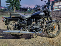 Black Royal Enfield Bullet 350 ES