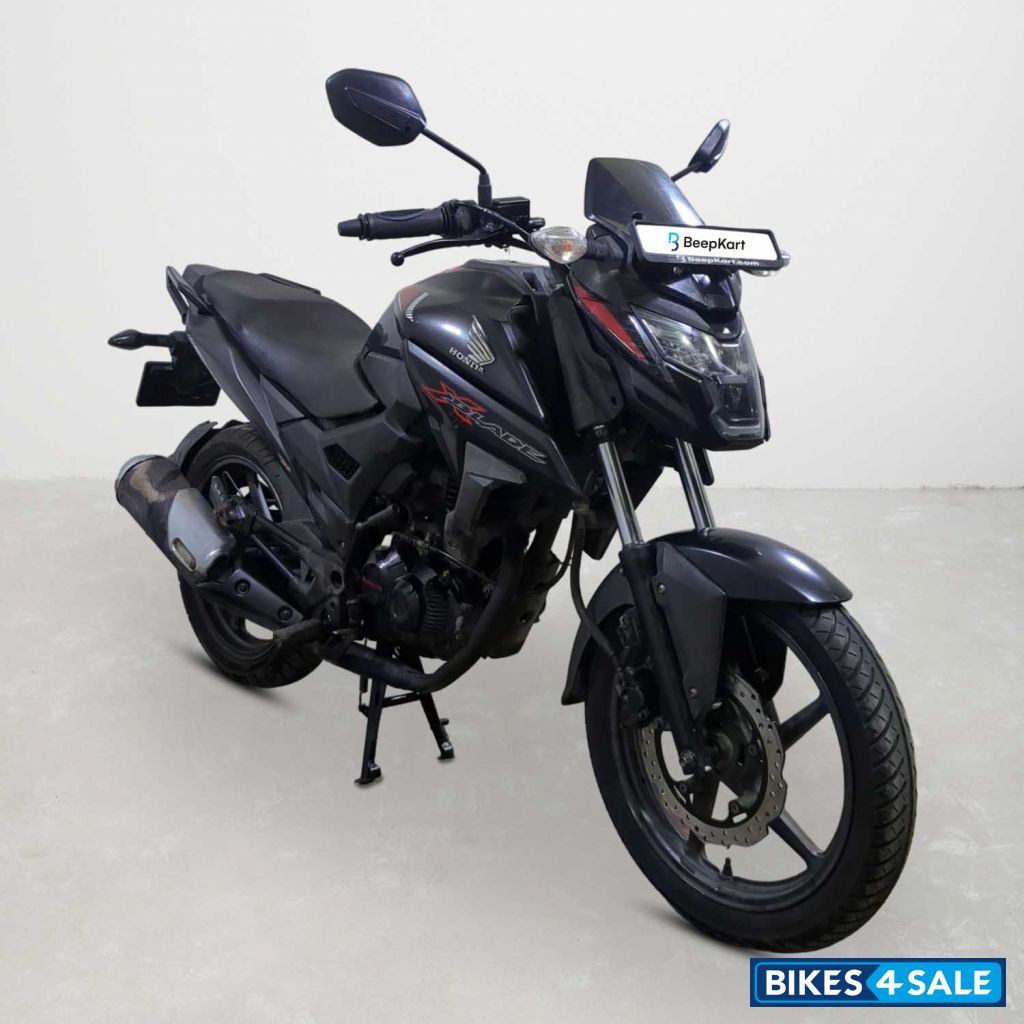 Honda XBlade