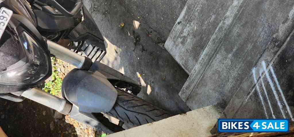 Bajaj Dominar 400 Disc