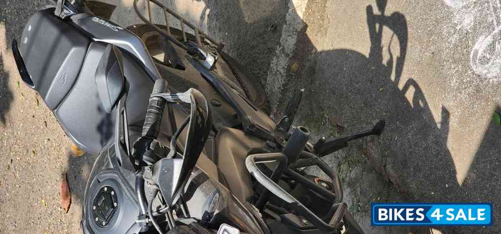 Bajaj Dominar 400 Disc