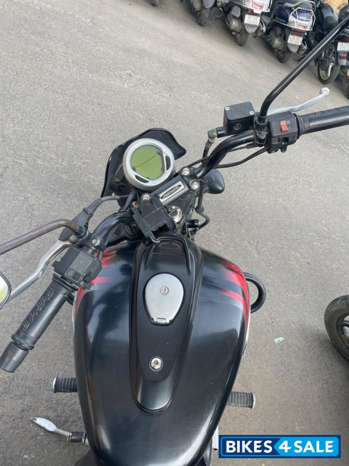 Bajaj Avenger Street 220