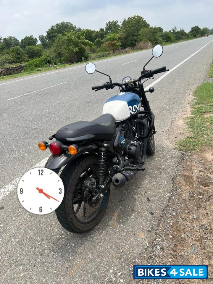 Royal Enfield Hunter 350 Retro