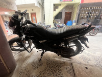 Black Honda Unicorn 160 BS6