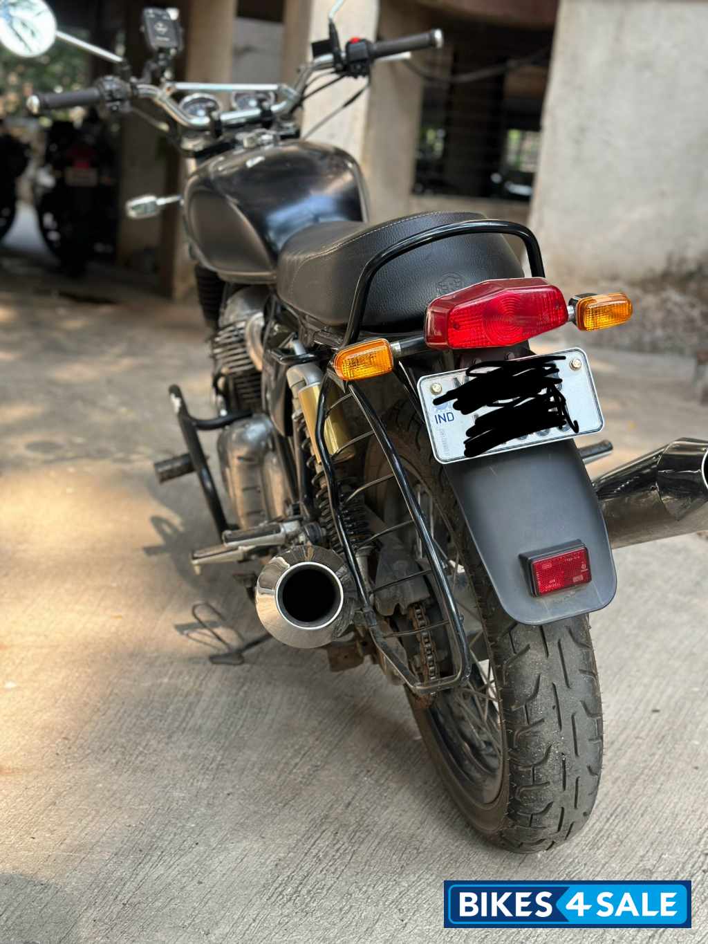Dowtown Drag Grey Royal Enfield 2023 Interceptor 650