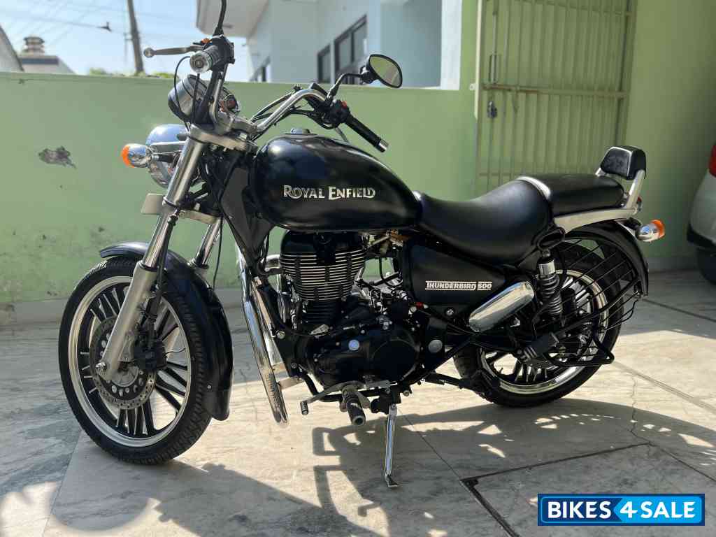 Black Matt Royal Enfield Thunderbird X 500
