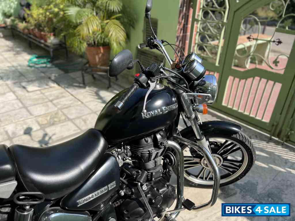 Black Matt Royal Enfield Thunderbird X 500