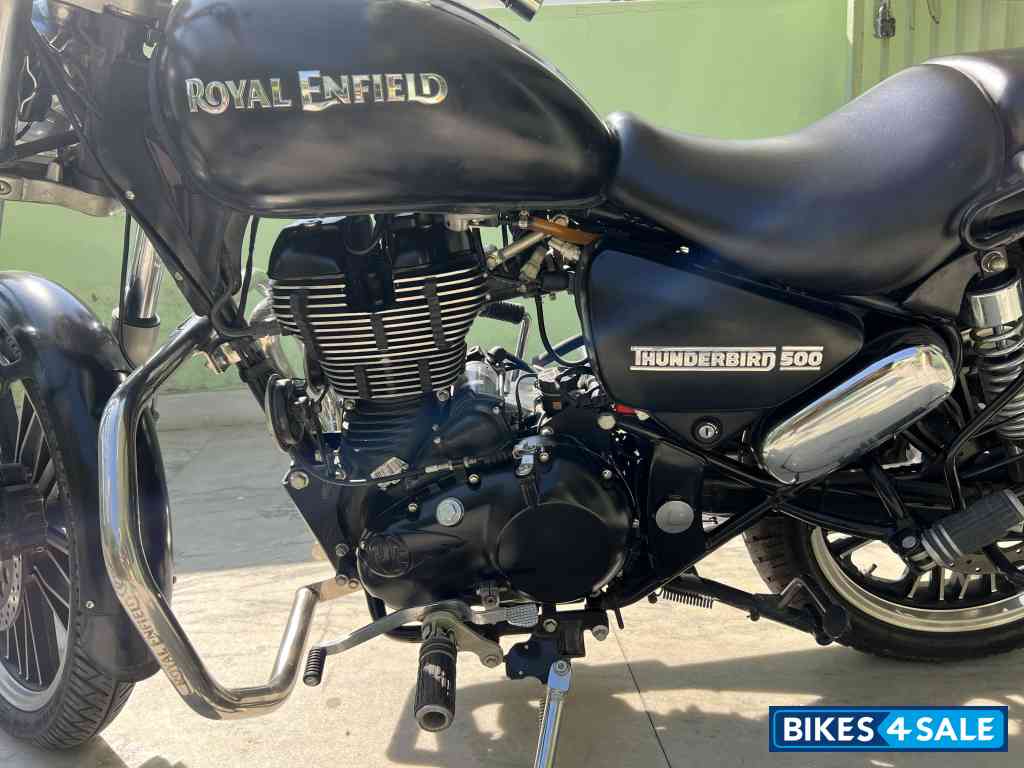 Black Matt Royal Enfield Thunderbird X 500
